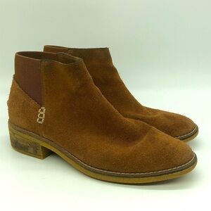 Sperry Boots Women's 7 Maya Lani Booties Suede Ankle Chelsea Chunky Heel Preppy